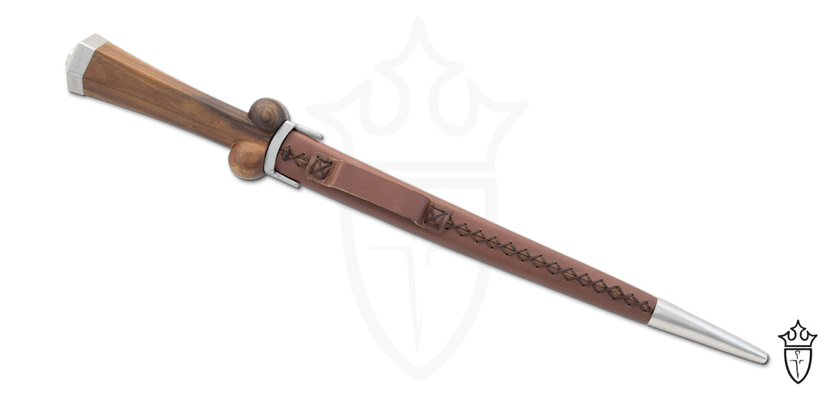 Back stitching and belt loop of Bollock Dagger leather sheath